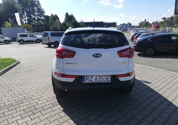 Kia Sportage cena 39900 przebieg: 153498, rok produkcji 2010 z Tychowo małe 191